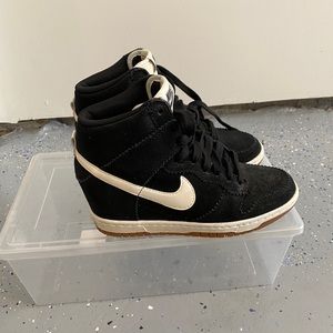 Nike dunk sky high black heeled sneakers size 5.5